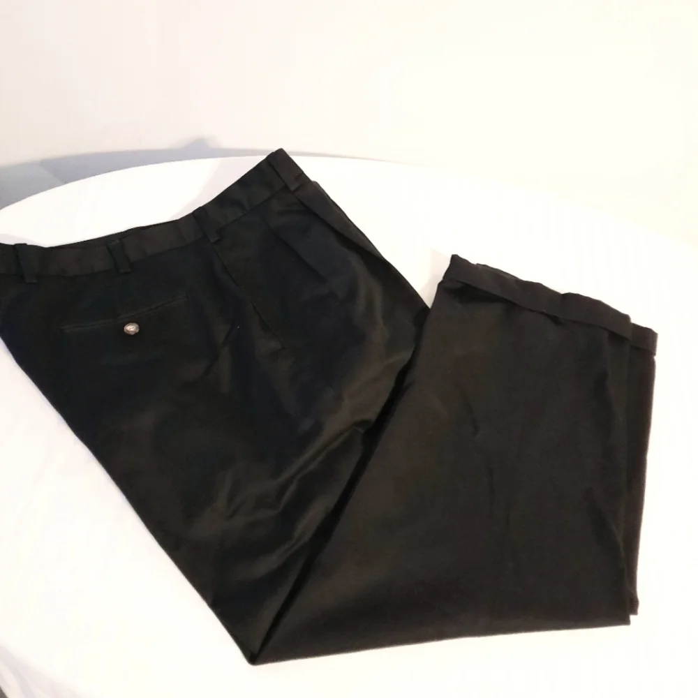 Jos A. Banks Mens Travelers Pants